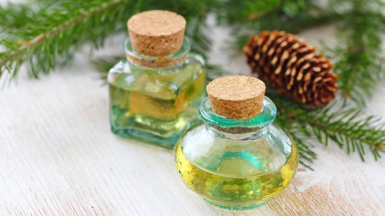 12 DIY Holiday Room Sprays to Bring Cheer to Every Room 4 12 DIY Holiday Room Sprays to Bring Cheer to Every Room - Essential aroma oil needle pine ss1620049012 dnop