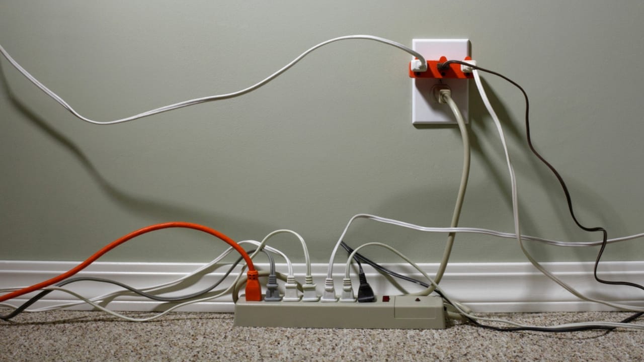 12 Electrical Code Violations That Put Your Home at Risk 7 12 Electrical Code Violations That Put Your Home at Risk -