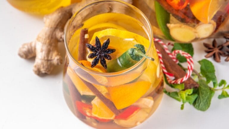 The Bold Winter Remedy Your Immune System Will Thank You For 4 The Bold Winter Remedy Your Immune System Will Thank You For - Fire cider hot drink with apple cider vinegar dp686242100 dnoh