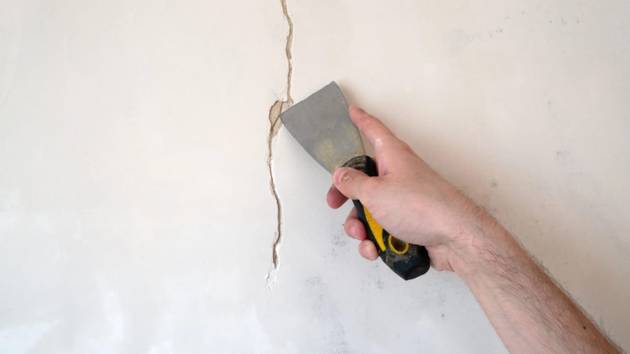 20 DIY Fixes Anyone Can Do to Save Money 17 20 DIY Fixes Anyone Can Do to Save Money -