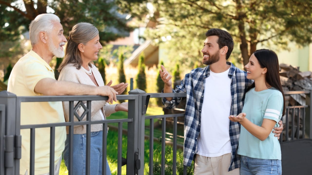 Homeowners Win: 15 HOA Powers That Stop at Your Door 6 Homeowners Win: 15 HOA Powers That Stop at Your Door - Friendly relationship with neighbours dp676399788 dnoh