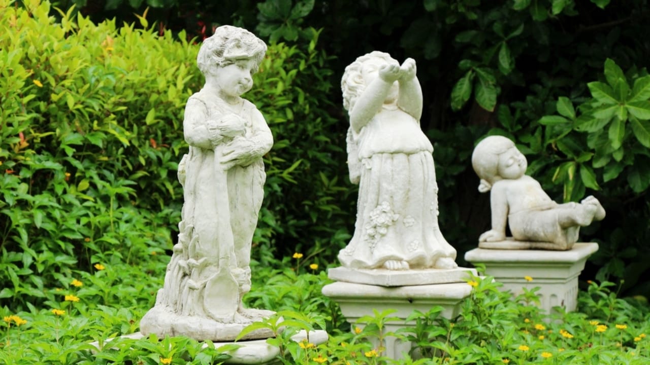 15 Antiques Expected to Skyrocket in 2025’s Market 11 15 Antiques Expected to Skyrocket in 2025’s Market - Garden Statuaries dp159832824 dnoh