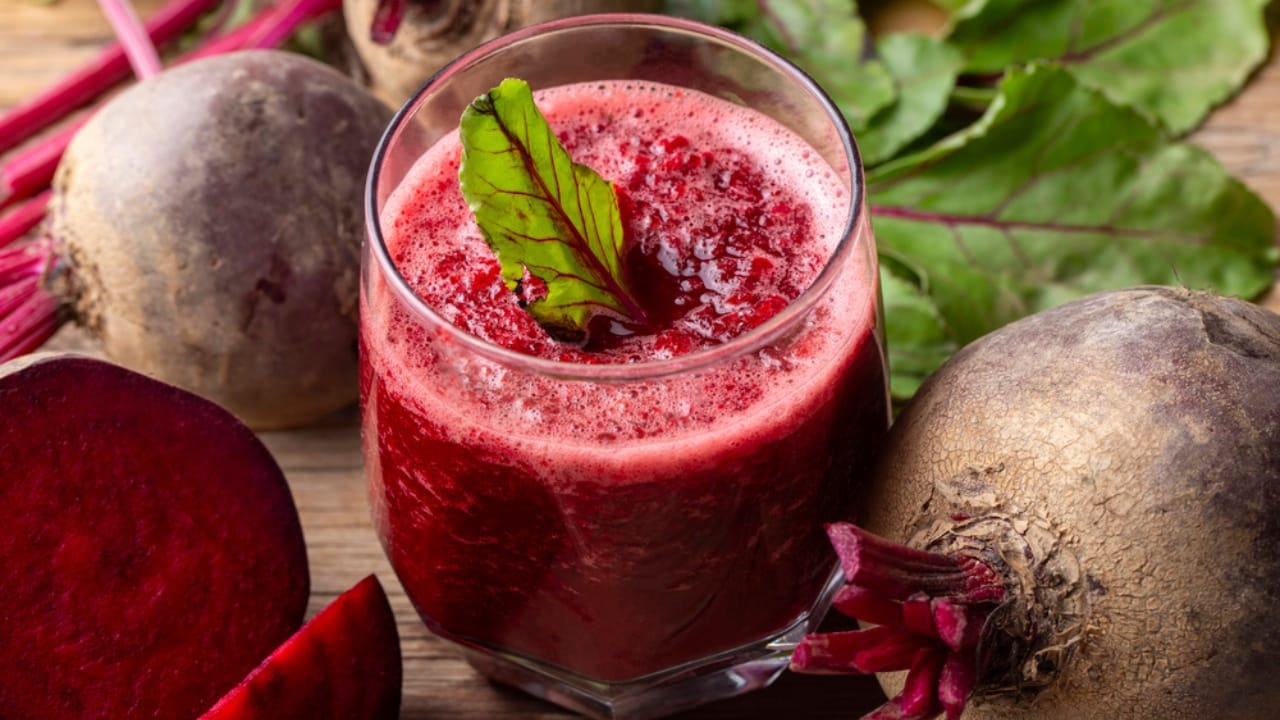 Beetroot Ranked Among Top Antioxidant Vegetables: Here’s Why 9 Beetroot Ranked Among Top Antioxidant Vegetables: Here’s Why - Glass of fresh beetroot juice with vegetables dp732209318 dnoh