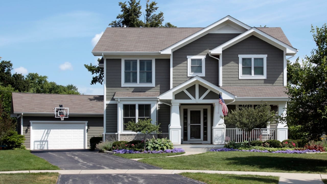 Homeowners Win: 15 HOA Powers That Stop at Your Door 3 Homeowners Win: 15 HOA Powers That Stop at Your Door - Home with American flag dp8656903 dnoh