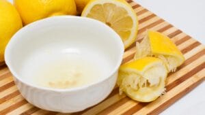 Don’t Toss Lemon Seeds: 8 Ways to Use Them Right Now 1 Don’t Toss Lemon Seeds: 8 Ways to Use Them Right Now - Lemon juice in bowl dp58912283 dnoh