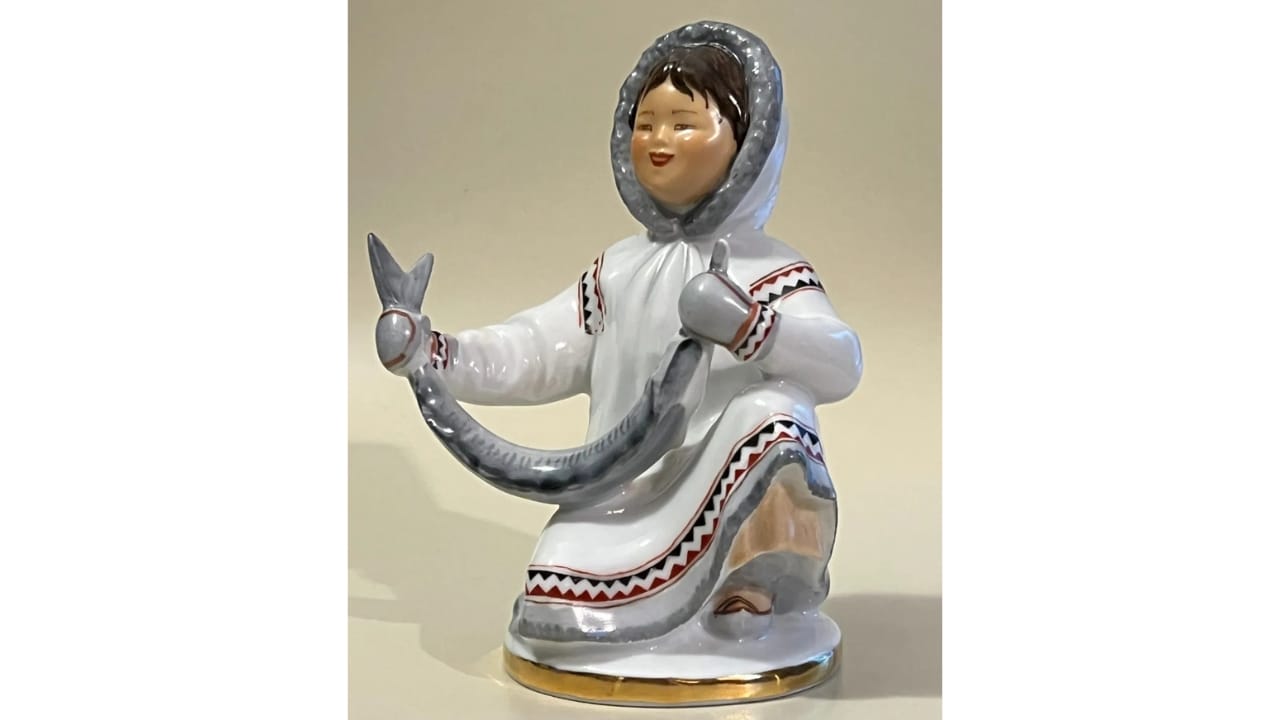 These 13 Rare Figurines Sold for Remarkable Prices 12 These 13 Rare Figurines Sold for Remarkable Prices - Lomonosov Middle Eastern Woman
