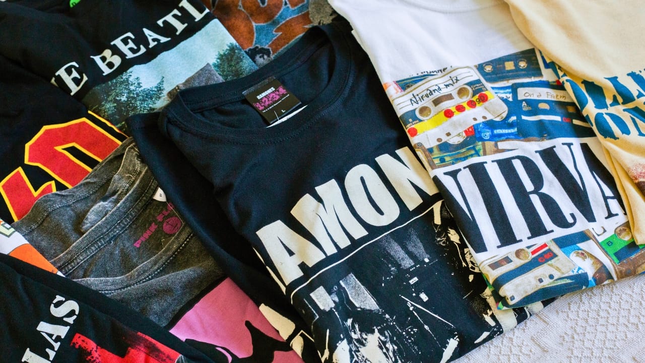 16 Space-Wasting Closet Items to Throw Out Right Now 11 16 Space-Wasting Closet Items to Throw Out Right Now - Music bands T shirts ss1603880737 degm