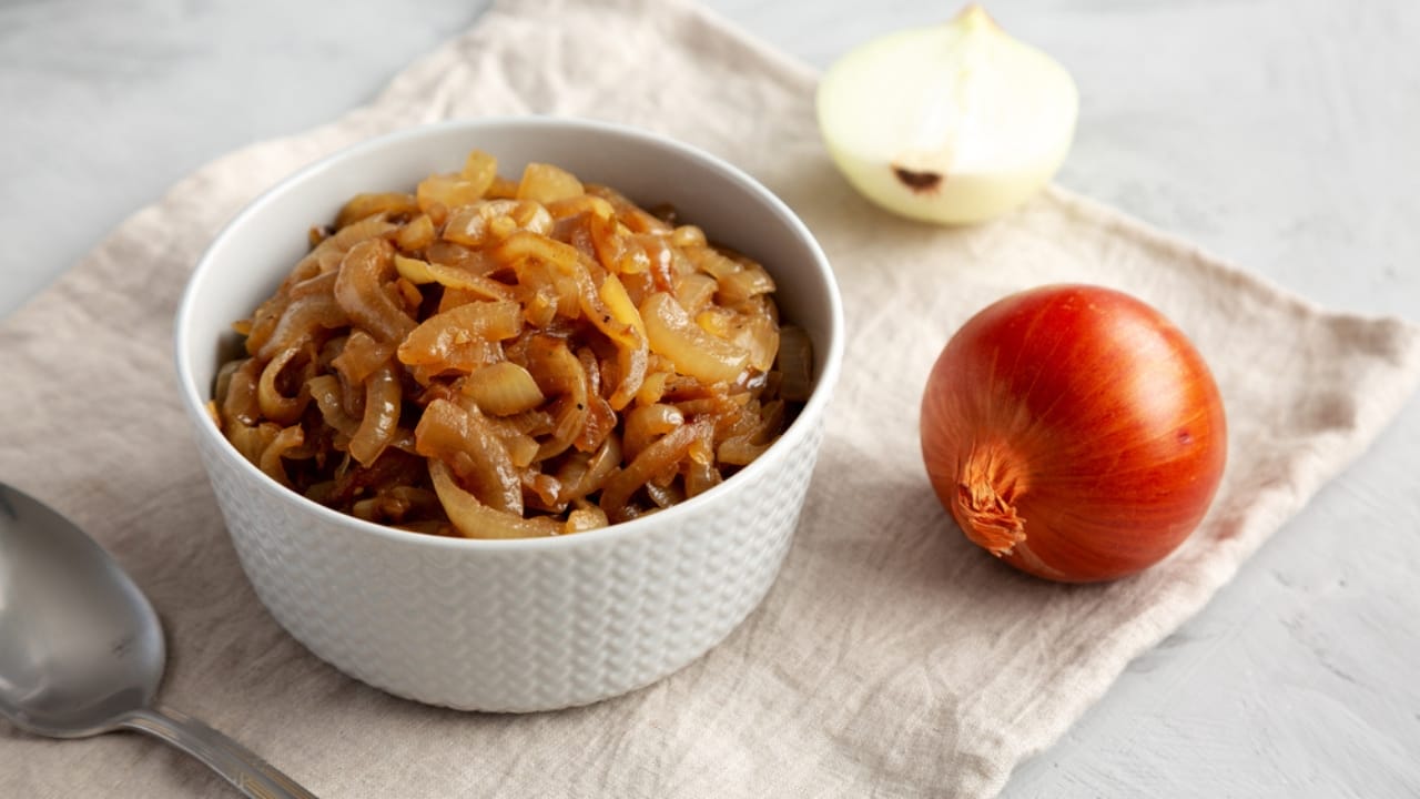 Beat Spoilage: How to Keep Onions Fresh for Months 8 Beat Spoilage: How to Keep Onions Fresh for Months - Organic Caramelized Onions in a Bowl dp698175668 dnoh