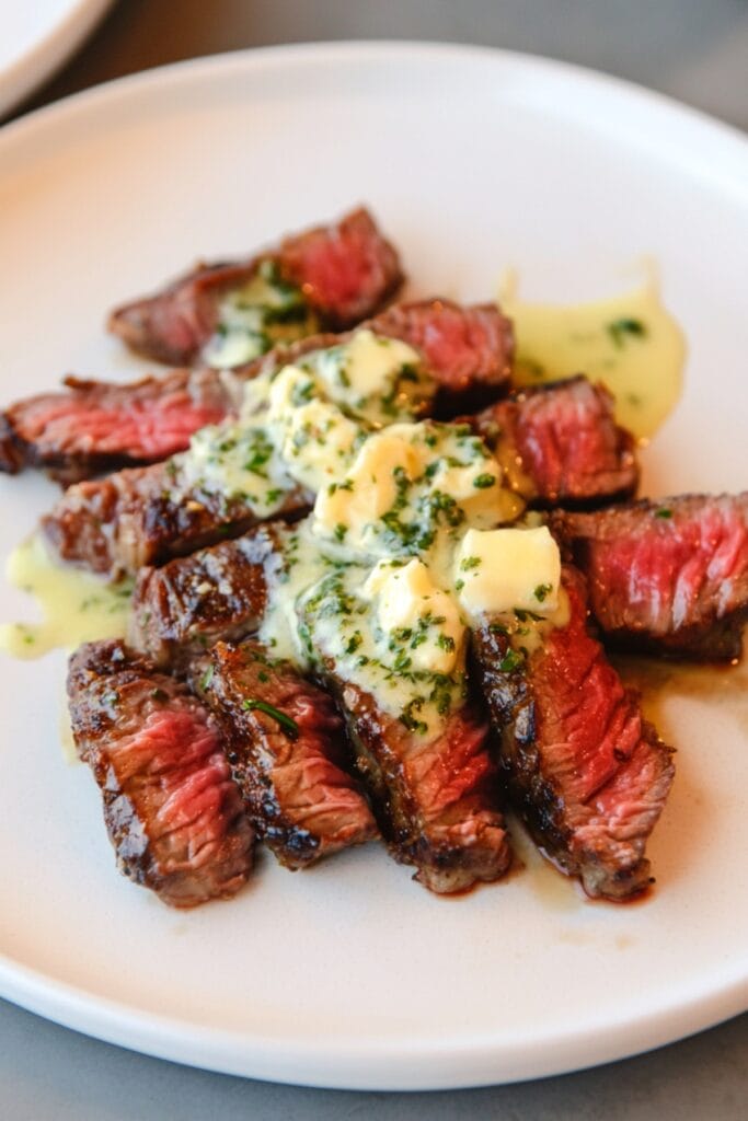 Pan-Seared Skirt Steak Recipe: A Bold Carnivore Favorite 3 Pan-Seared Skirt Steak Recipe: A Bold Carnivore Favorite - Pan Seared Skirt Steak Variety