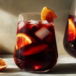 Quick Classic Red Sangria for the Holidays 4 Quick Classic Red Sangria for the Holidays - Red Sangria