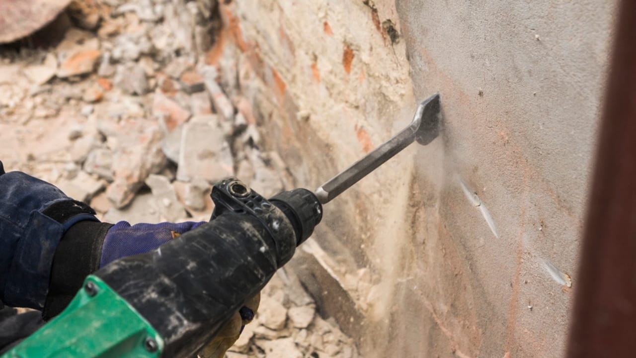 16 Home Projects That Could Land You in Legal Trouble 4 16 Home Projects That Could Land You in Legal Trouble - Removing walls dp169921212 dnoh