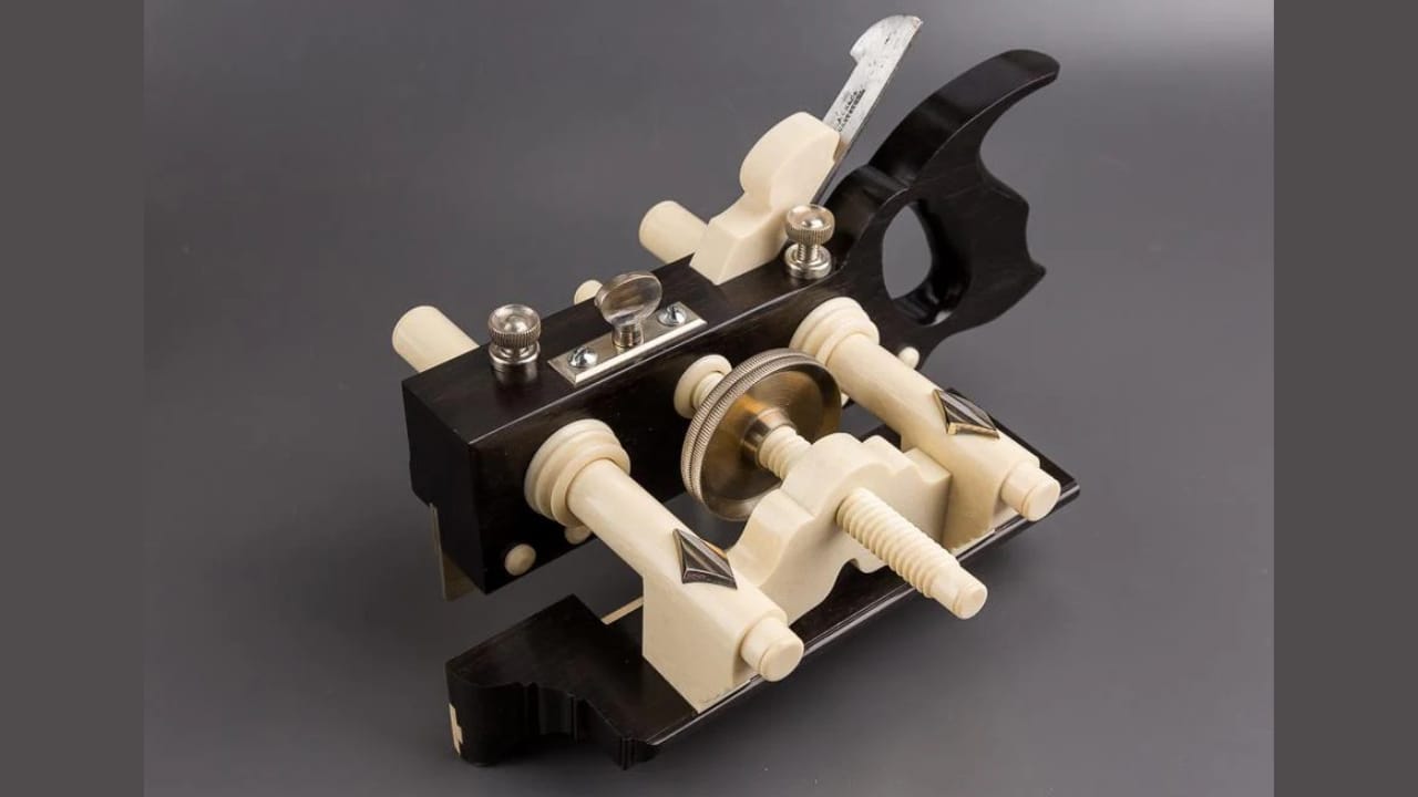 15 Antique Woodworking Tools That Could Be Worth a Fortune 13 15 Antique Woodworking Tools That Could Be Worth a Fortune - Tidey Patent Beveling Plane 2