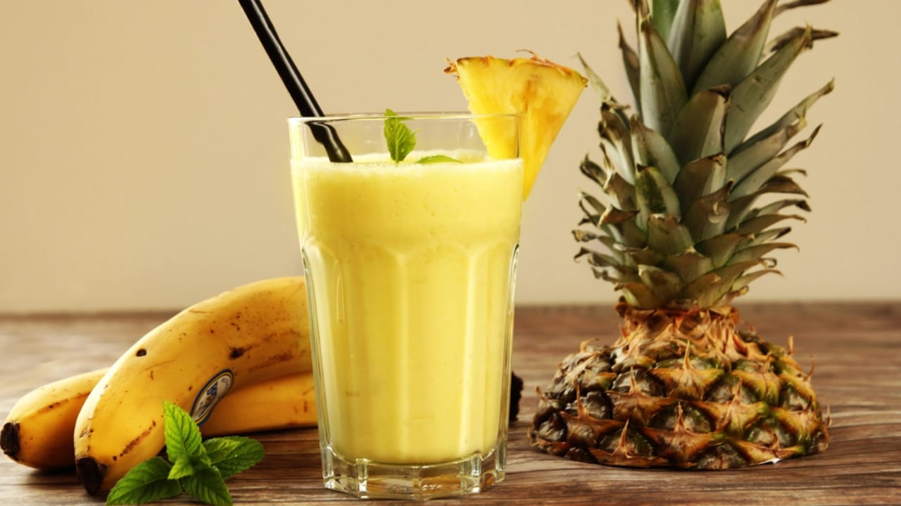 No Booze, No Fuss: 13 Easy Mocktails Anyone Can Make 5 No Booze, No Fuss: 13 Easy Mocktails Anyone Can Make - Tropical Smoothie dp45120001 dnoh