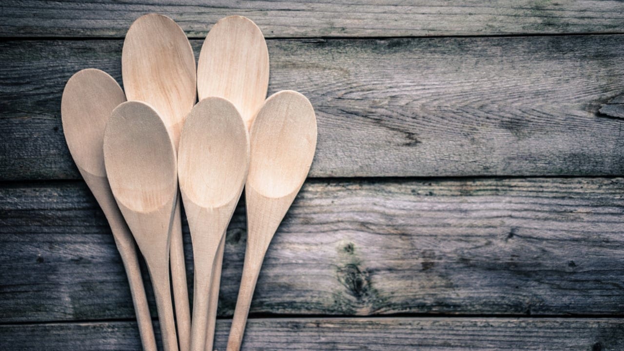 10 Everyday Home Items You’re Probably Using Wrong 6 10 Everyday Home Items You’re Probably Using Wrong - Wooden Spoons dp63334499 dnoh
