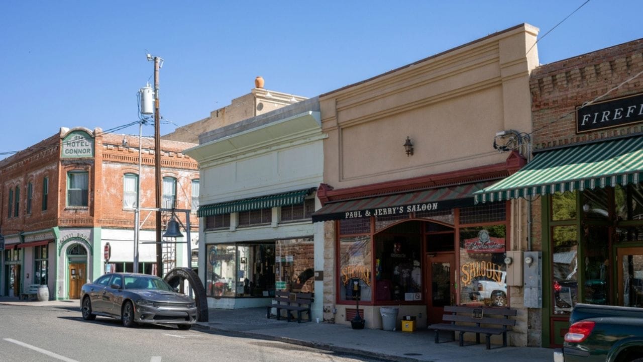 America's Coolest Small Towns by State 4 America's Coolest Small Towns by State - arizona jerome ss2516578827 adyh