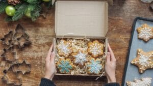 Craft the Perfect Cookie Box for Holiday Gifting 1 Craft the Perfect Cookie Box for Holiday Gifting - cookie box dp223910130 dnoh