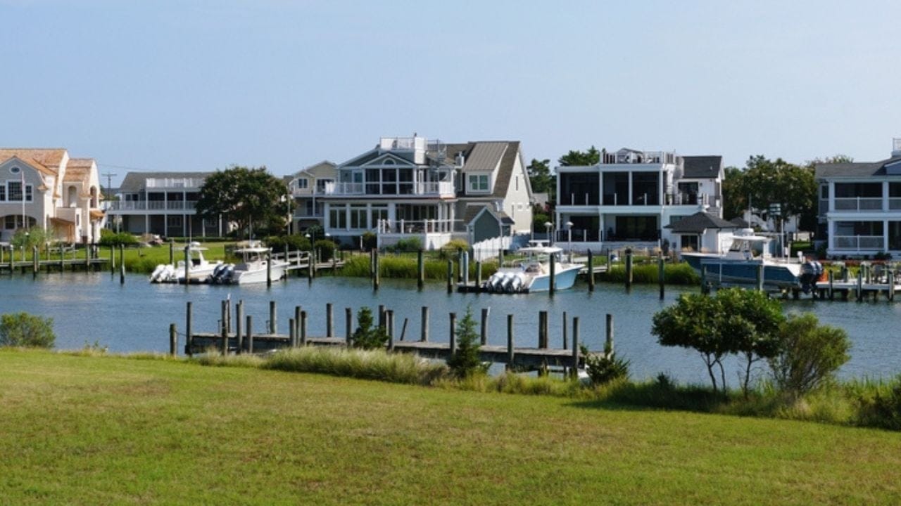 America's Coolest Small Towns by State 9 America's Coolest Small Towns by State - delaware lewes ss2505028037 adyh