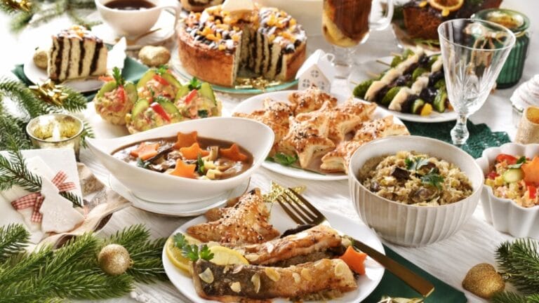 19 Mouthwatering Mains to Make This Christmas Special 5 19 Mouthwatering Mains to Make This Christmas Special - festive table ss2397437277 dpdgm