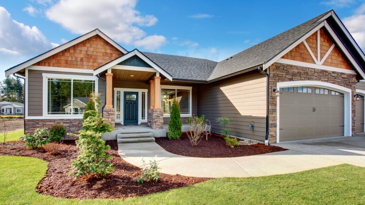 Why 1950s Front Yards Became Symbols of the American Dream 5 Why 1950s Front Yards Became Symbols of the American Dream - house curb appeal ss295207949 adyh