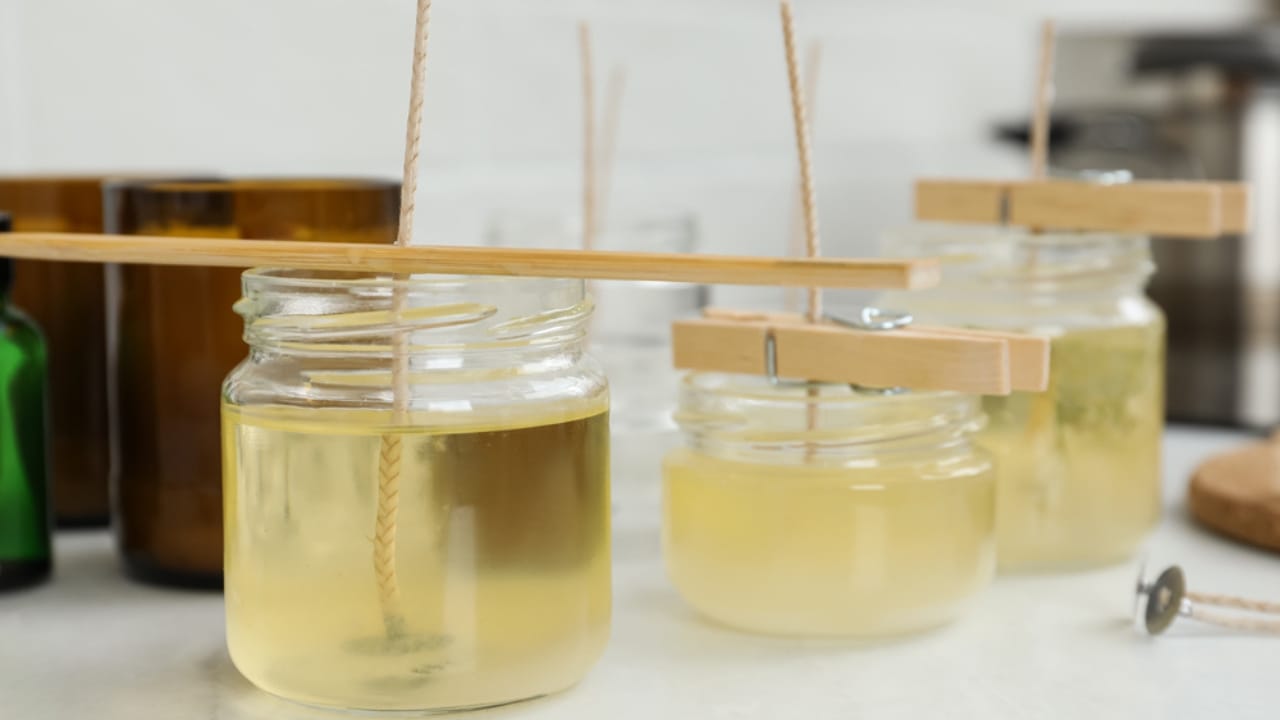 Say Goodbye to Mosquitoes with These DIY Mason Jar Candles 3 Say Goodbye to Mosquitoes with These DIY Mason Jar Candles - making candles in a jar dp518529826 dnoh