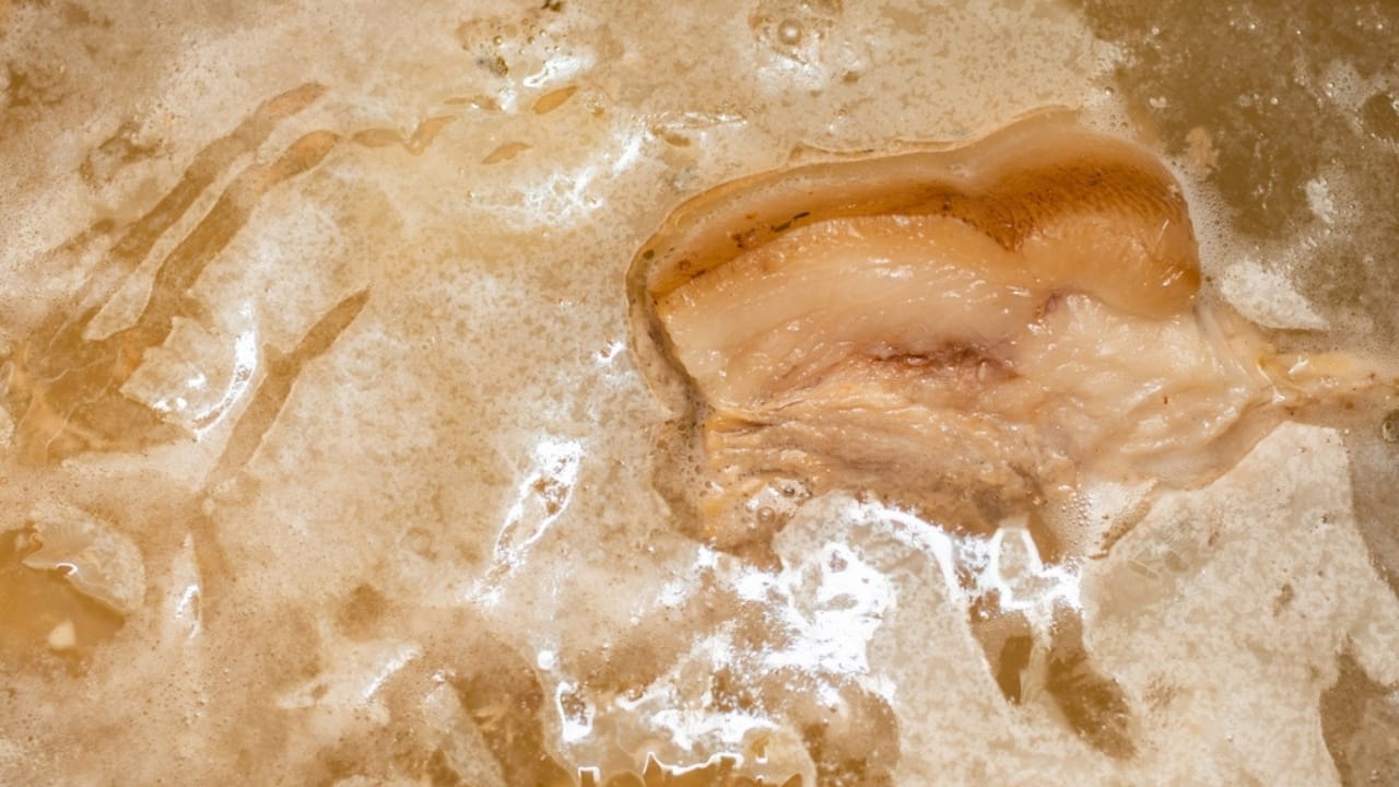 No Fridge Needed: 10 Amish Meat Preservation Secrets 10 No Fridge Needed: 10 Amish Meat Preservation Secrets - meat confit ss2095178863