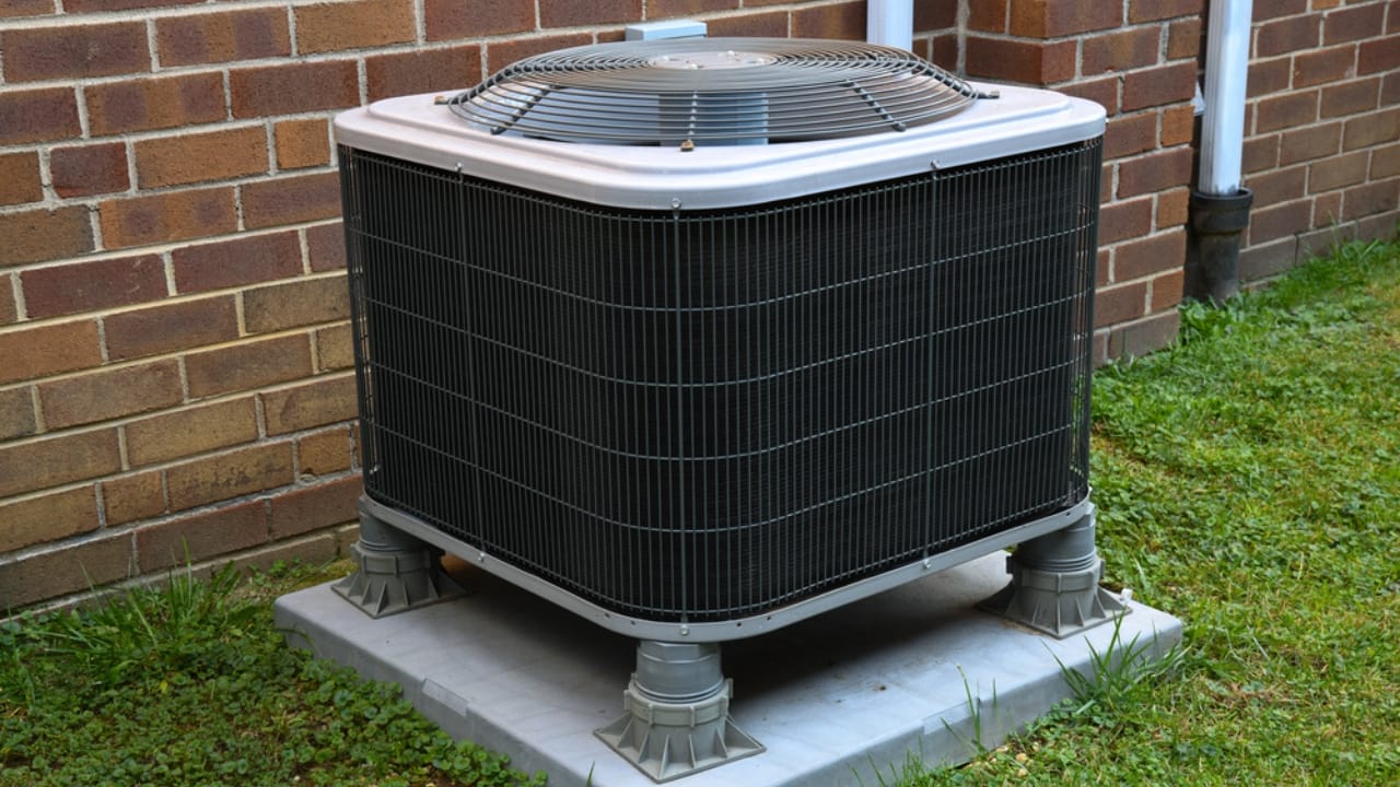 Covering Your AC This Winter May Backfire 7 Covering Your AC This Winter May Backfire - outdoor air conditioner dp623344054 dnoh
