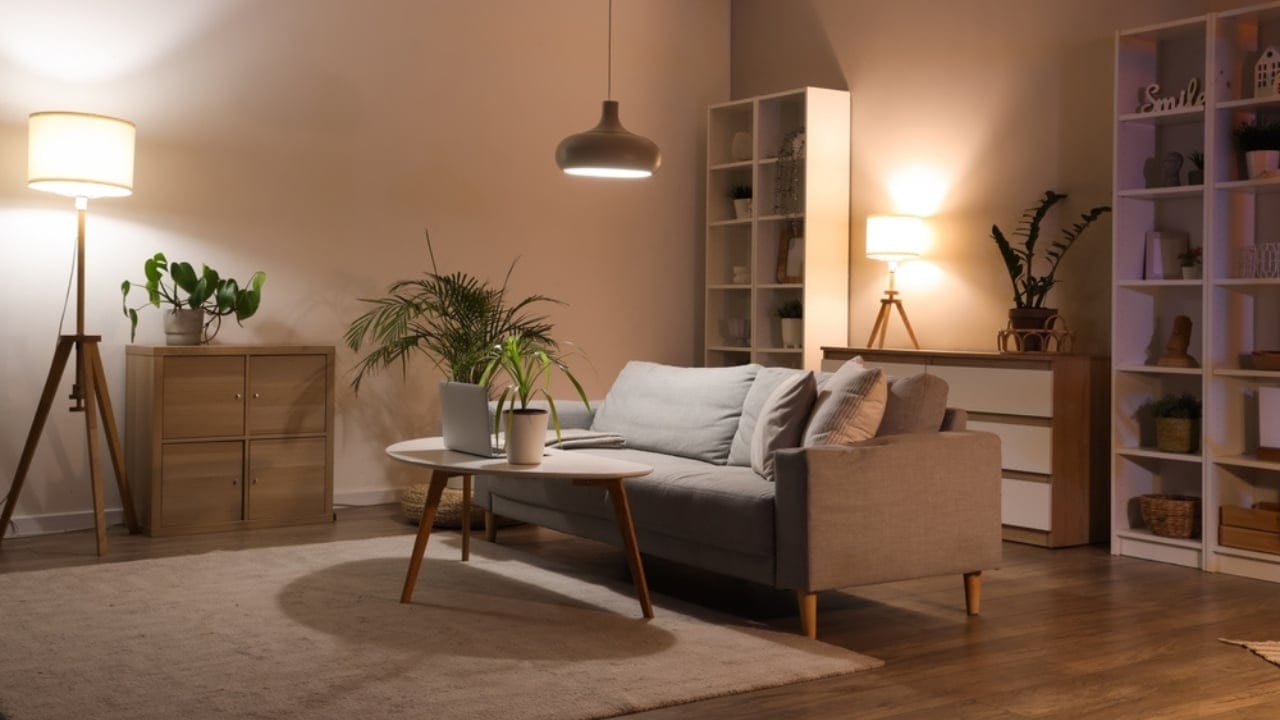 These 15 Problems Could Make Buyers Walk Away 5 These 15 Problems Could Make Buyers Walk Away - poor lights ss2483956951 adyh