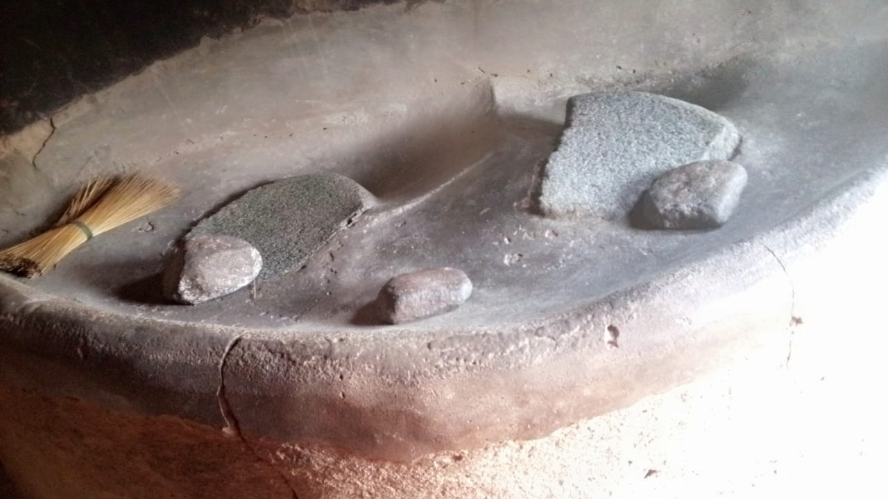 World’s Oldest Bread Found in Jordan, Dating Back 14,400 Years 6 World’s Oldest Bread Found in Jordan, Dating Back 14,400 Years - stones used for grinding food wc