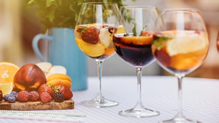 12 Must-Try Mocktails That Don't Need Alcohol to Impress 8 12 Must-Try Mocktails That Don't Need Alcohol to Impress - summer drinks fruit cocktails dp196559562 dnoh