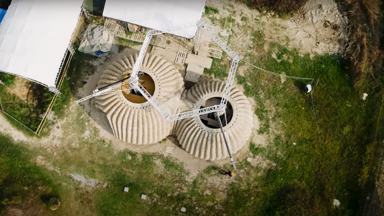 Meet TECLA: The World’s First 3D-Printed House Made Entirely of Dirt 5 Meet TECLA: The World’s First 3D-Printed House Made Entirely of Dirt - tecla carbon house