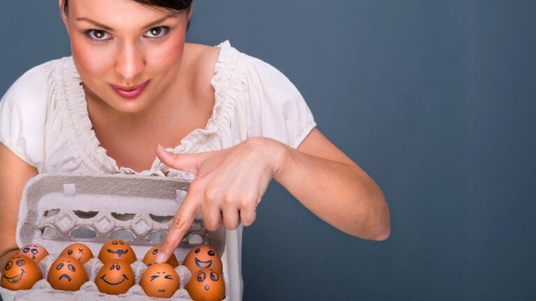 22 Egg Storage Hacks That Actually Work - woman eggs ss89352346 degm