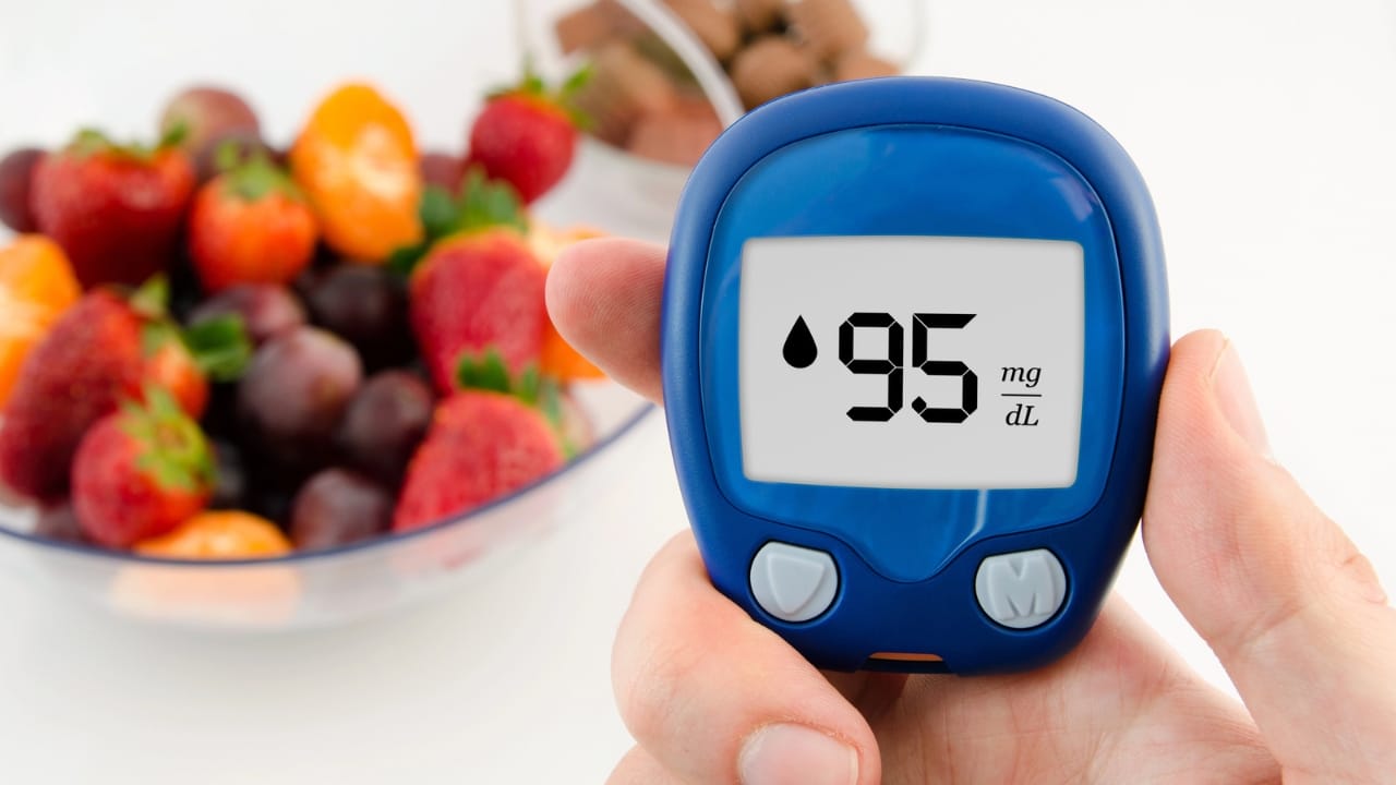 Two Ingredients, Endless Benefits: Lemon-Turmeric Water 11 Two Ingredients, Endless Benefits: Lemon-Turmeric Water - Balances Blood Sugar dp42999939 dnoh