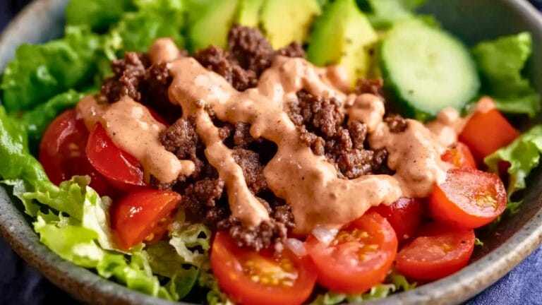 Giving the Classic Comfort Food A Healthier Twist with Burger in a Bowl 6 Giving the Classic Comfort Food A Healthier Twist with Burger in a Bowl - Burger in a Bowl midia 2