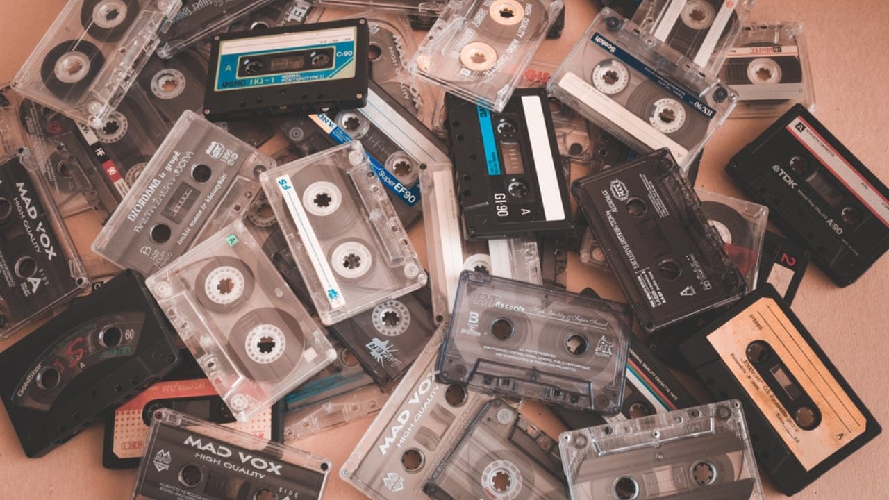 Check Your Home: 15 Things That Could Be Worth a Fortune 15 Check Your Home: 15 Things That Could Be Worth a Fortune - Cassette Tapes dp412670608 dnoh