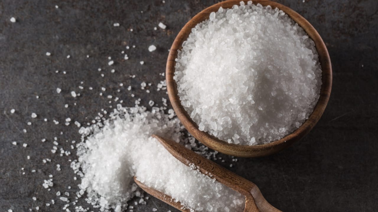 Beat Window Condensation with a Simple Salt Bowl Trick 8 Beat Window Condensation with a Simple Salt Bowl Trick - Crystaline sea salt in bowl and spoon ss335597656 dpdgm