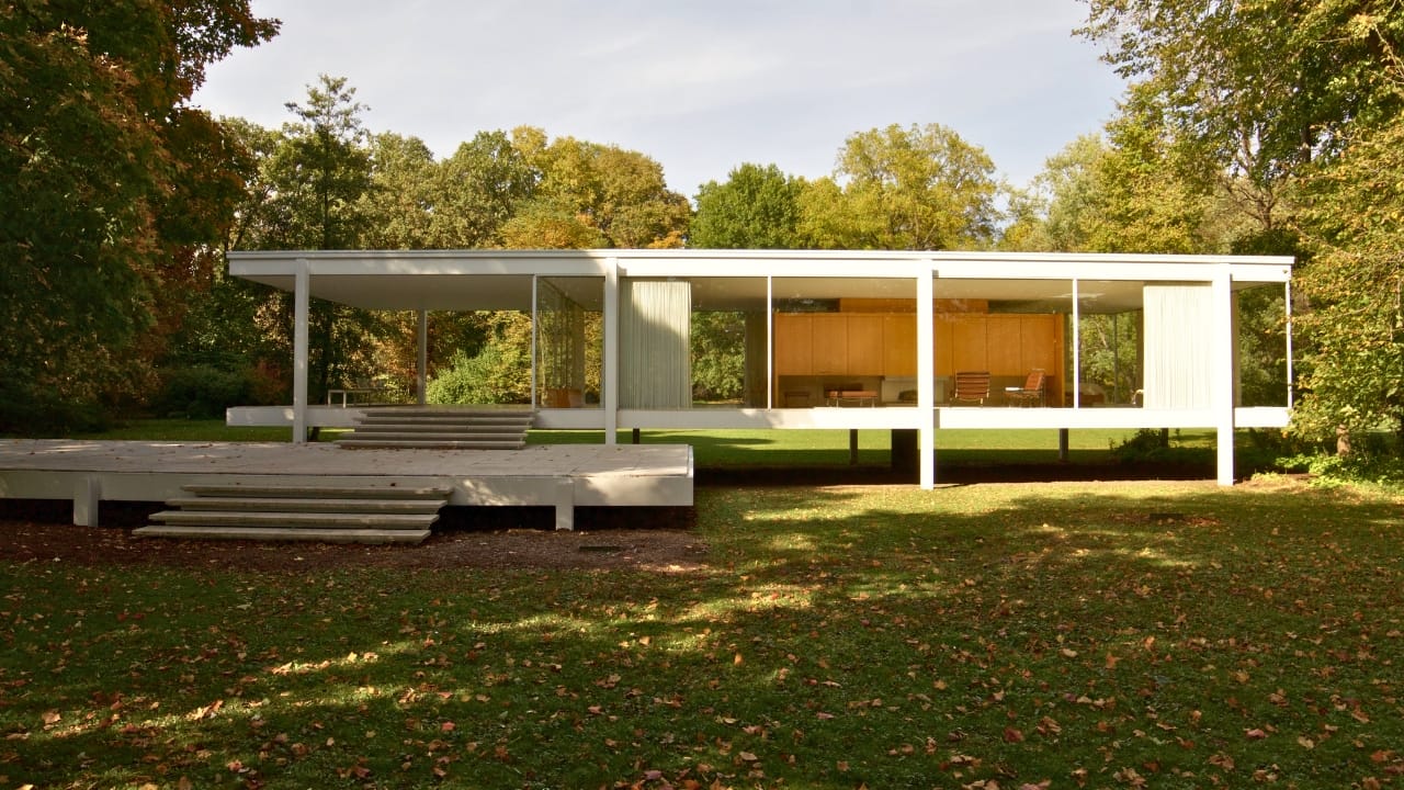 23 Famous Houses That Changed Architecture Forever - Edith Farnsworth House ss2535257945 degm