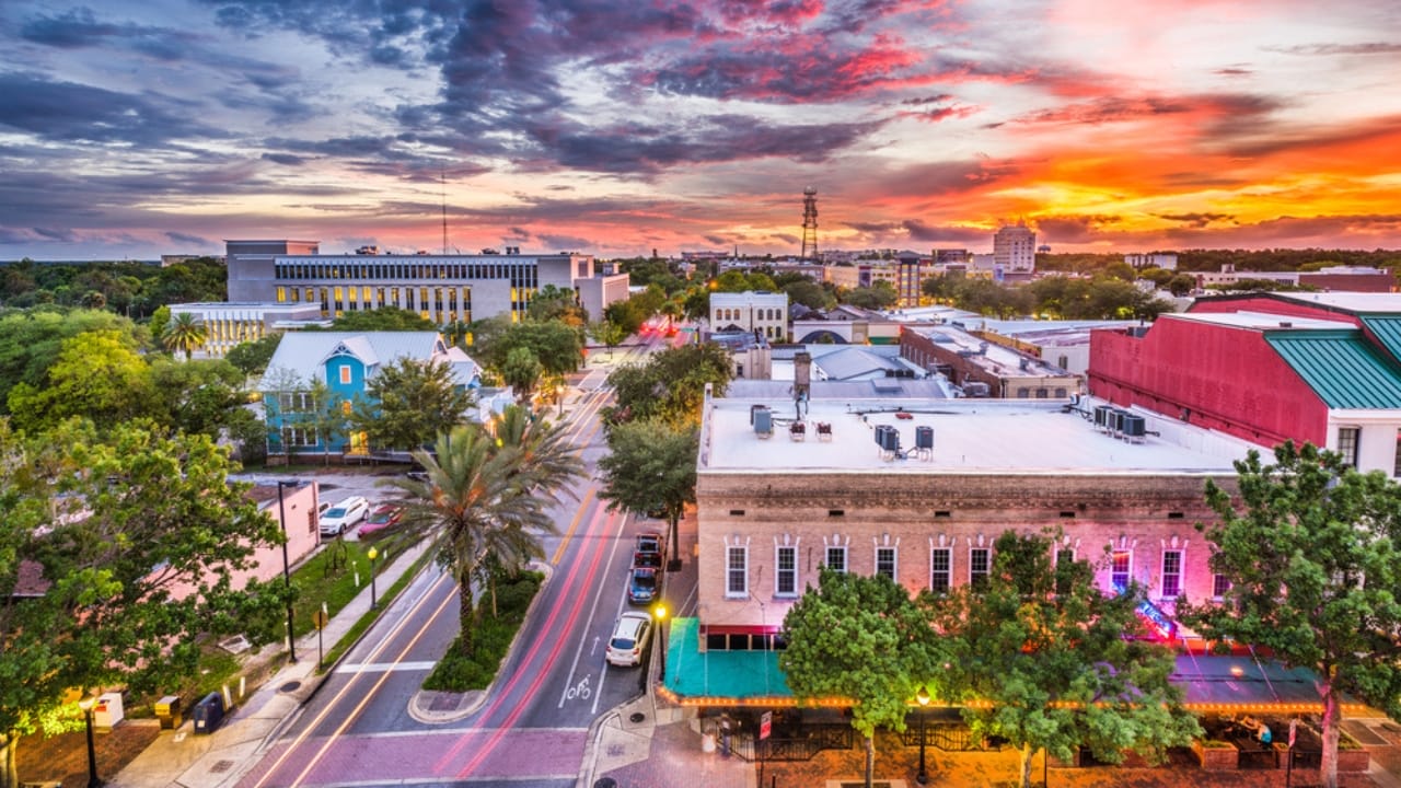 The 14 Hottest Suburbs in Florida’s Red-Hot Housing Market 12 The 14 Hottest Suburbs in Florida’s Red-Hot Housing Market - Gainesville dp161463186 dnoh
