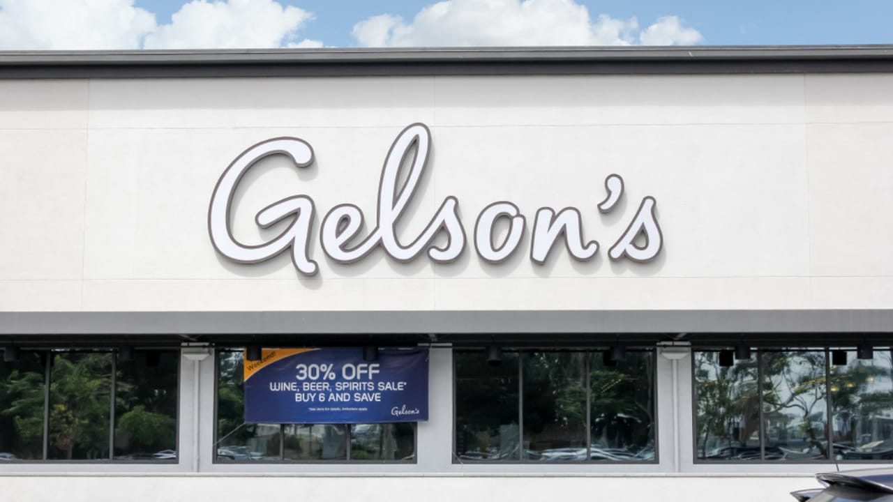 These 21 Grocery Stores Are Taking Too Much from Your Wallet 21 These 21 Grocery Stores Are Taking Too Much from Your Wallet - Gelsons Markets ss1486892276 dpdgm