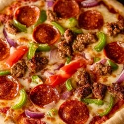 Blackstone Pizza Recipe: A New Spin on Grilled Pizza 6 Blackstone Pizza Recipe: A New Spin on Grilled Pizza - Grilled Pizza midia