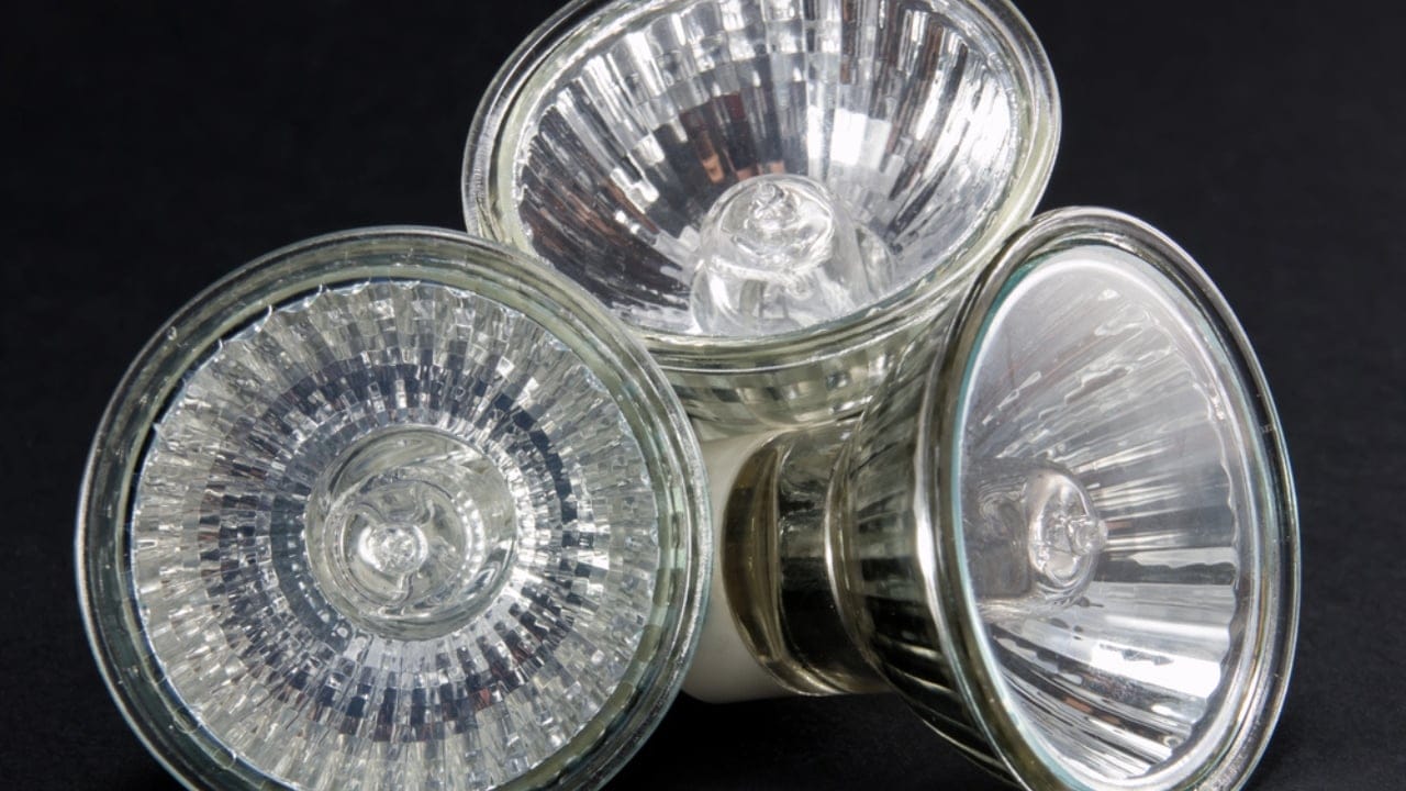 WiFi Problems? These 17 Household Items Could Be Interfering 3 WiFi Problems? These 17 Household Items Could Be Interfering - Halogen Lamps dp62945991 dnoh