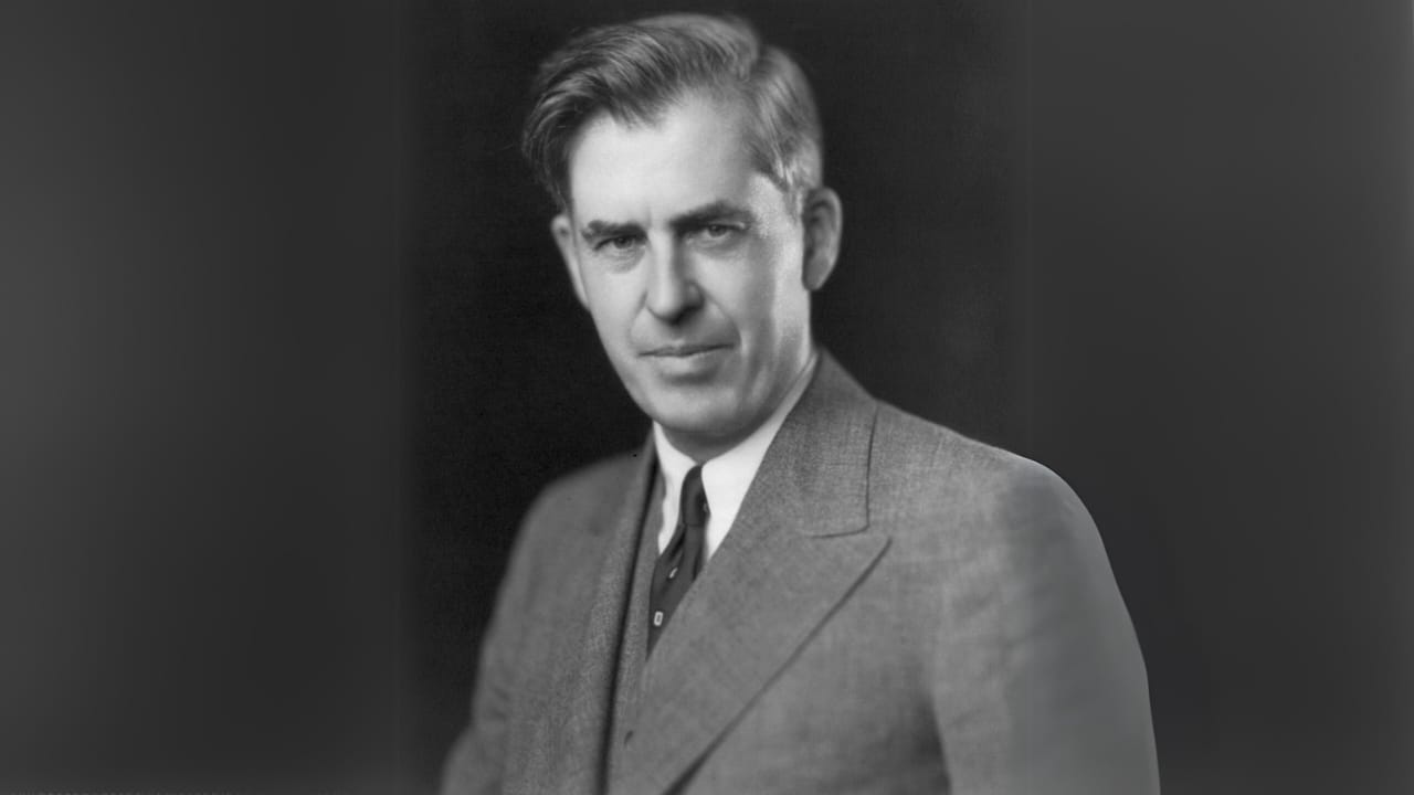 8 Leaders Who Turned Gardens Into Lifelines During War 9 8 Leaders Who Turned Gardens Into Lifelines During War - Henry Wallace wc