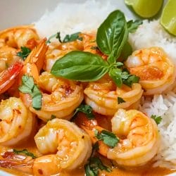 Irresistible Red Coconut Curry Shrimp for Busy Weeknight Dinners 4 Irresistible Red Coconut Curry Shrimp for Busy Weeknight Dinners - Red Coconut Curry Shrimp midia