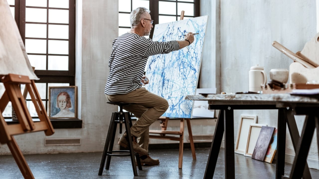 17 Reasons Baby Boomers Aren’t Joining the Downsizing Trend 7 17 Reasons Baby Boomers Aren’t Joining the Downsizing Trend - boomer art studio ss1367530169 dnoh