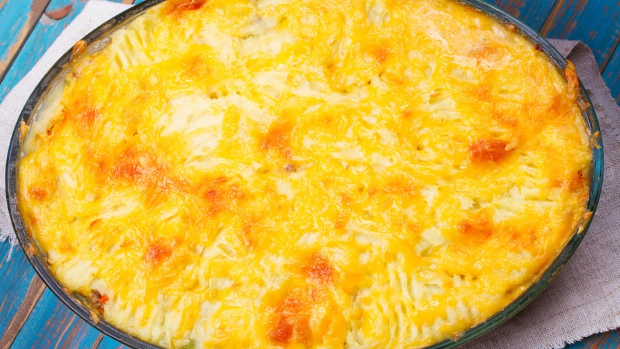 Rethink Your Slow Cooker: 10 Ideas Changing How We Cook 8 Rethink Your Slow Cooker: 10 Ideas Changing How We Cook - cheese dip dp102823354 dnoh