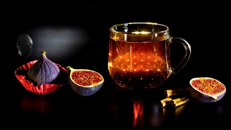 Fig Leaves Are the New Superfood: 4 Key Benefits 1 Fig Leaves Are the New Superfood: 4 Key Benefits - cup of tea figs and cinnamon ss1708452622 degm