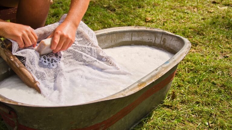 8 Household Chores That Show How Far We've Come 10 8 Household Chores That Show How Far We've Come - old fashioned washing trougth ss1509082775 degm