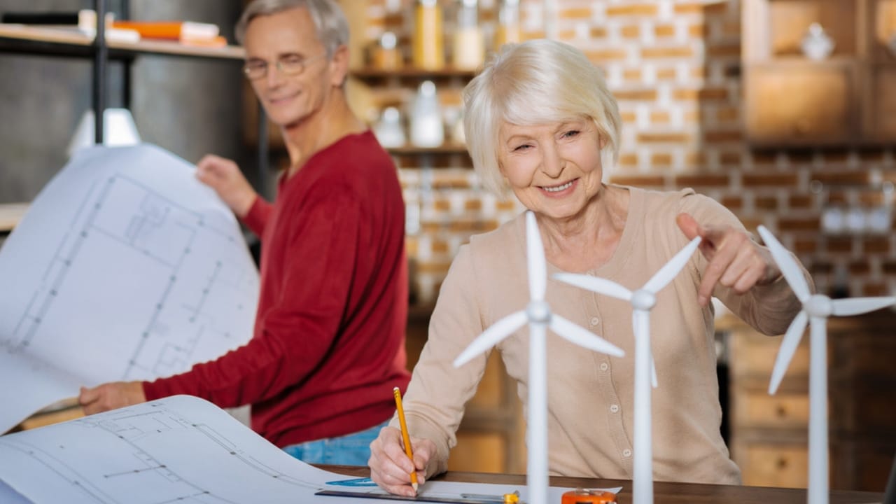 17 Reasons Baby Boomers Aren’t Joining the Downsizing Trend 9 17 Reasons Baby Boomers Aren’t Joining the Downsizing Trend - renovating home ss750365308 dnoh