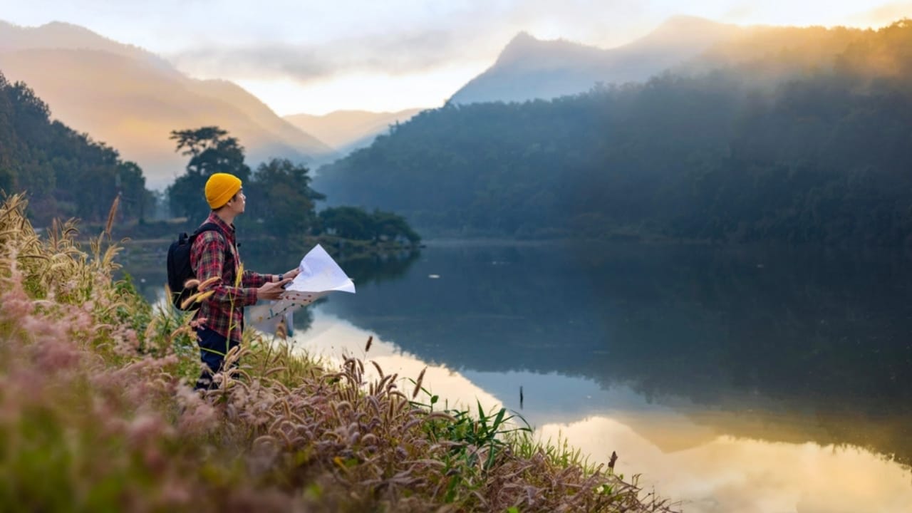 Why National Parks Are America’s Greatest Living Gardens 6 Why National Parks Are America’s Greatest Living Gardens - researcher in national park ss2416001259 dnoh