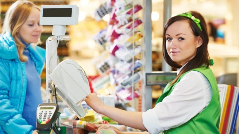 These 21 Grocery Stores Are Taking Too Much from Your Wallet 1 These 21 Grocery Stores Are Taking Too Much from Your Wallet - shopping grocery supermarket check out dp37955225 dnoh