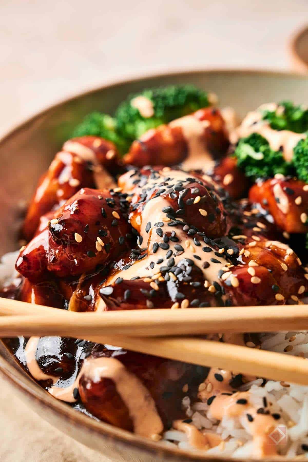 Sticky Chicken Rice Bowls That's Better Than Takeout 4 Sticky Chicken Rice Bowls That's Better Than Takeout - sticky chicken rice bowl 7